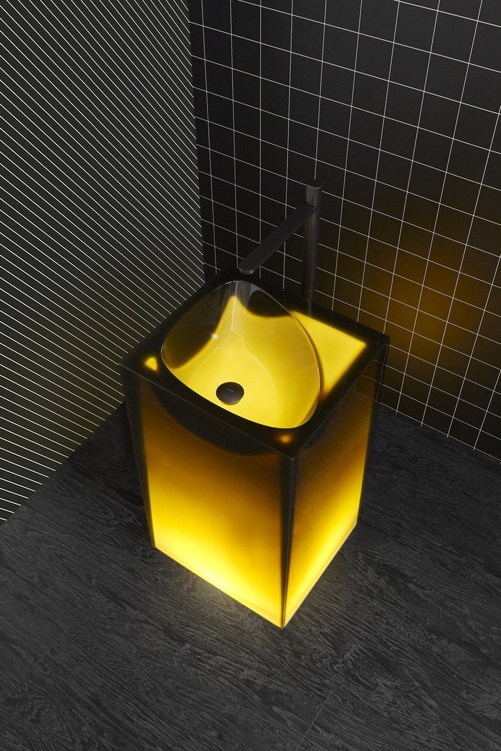 ASTRO E AURA
